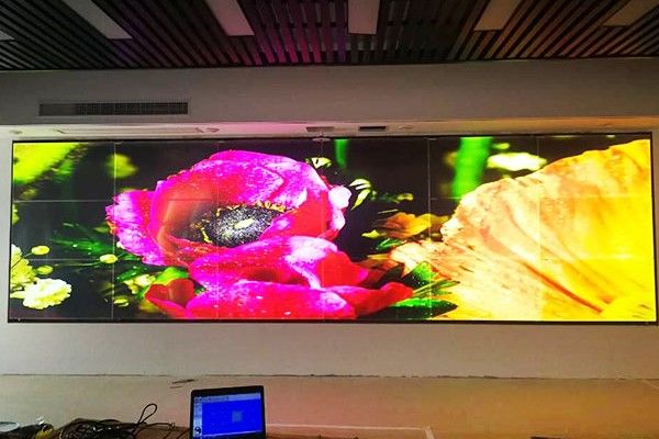 选择无缝拼接屏该从哪些方面考虑？