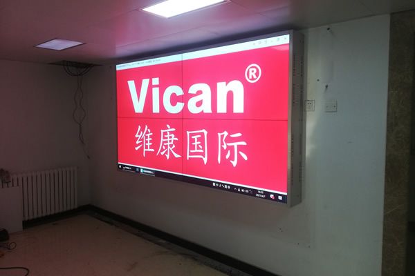 一套完整的拼接屏显示系统包括哪些设备