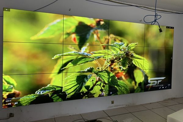 一套完整的液晶拼接屏报价怎么计算的