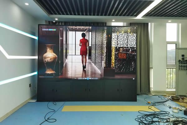 会议显示大屏要求具有哪些特点