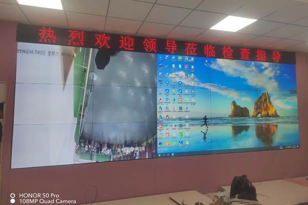 学校教学触摸拼接屏互动系统解决方案