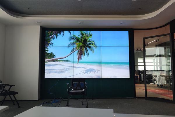 拼接屏厂家有哪些，怎么选择？