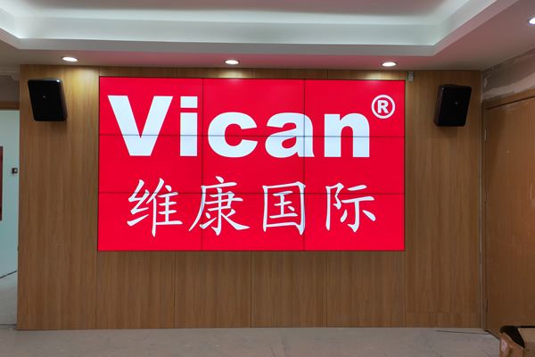 拼接屏碎屏原因_拼接屏碎屏处理方法_拼接屏碎屏还能修吗