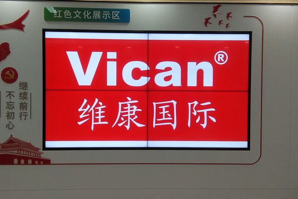 酒吧拼接屏方案设计_拼接屏在酒吧背景墙的应用需要注意什么