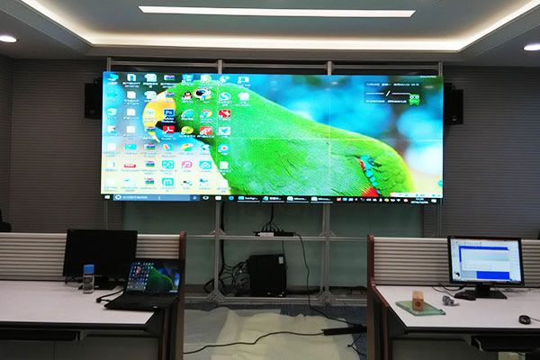 无缝拼接屏是真的没有拼缝吗，无缝拼接屏有什么优势？