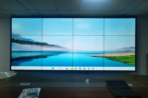 拼接屏安装是怎么做到点对点、不变形显示的？