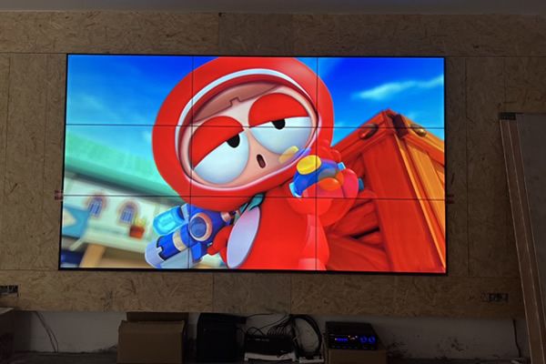 会议室用拼接屏还是LED显示屏好？