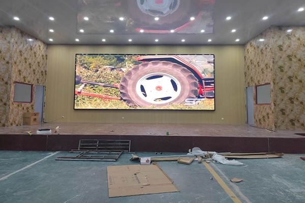 会议室显示大屏用哪种好？