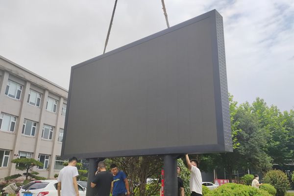 广场舞台与 LED 大屏幕比例设计的全面解析