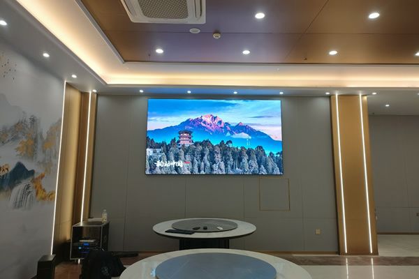 COB封装占比突破63%：微间距LED进入“COB主导”时代，P0.6成商用新拐点